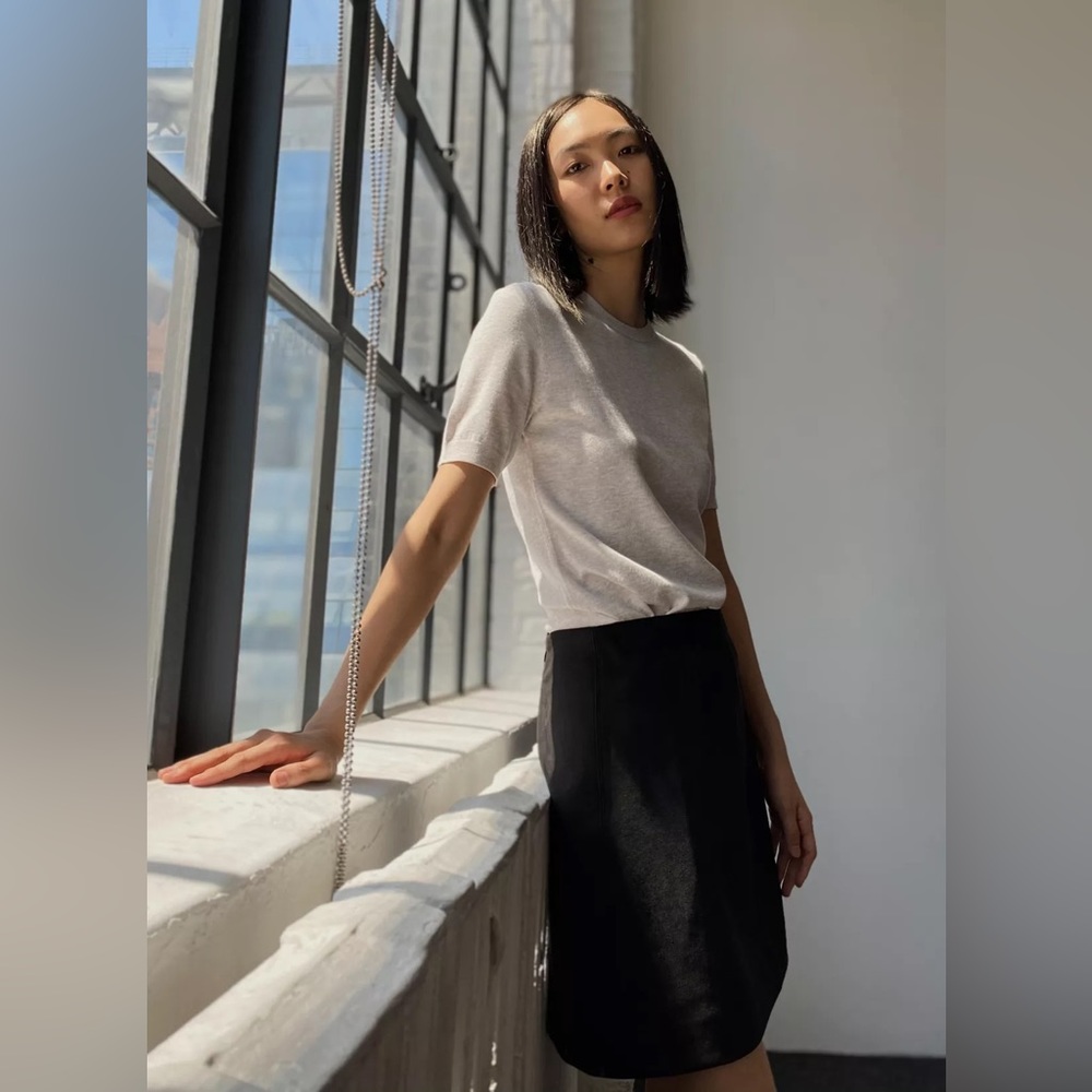 Aritzia Babaton Modern Mini Skirt, Size 0